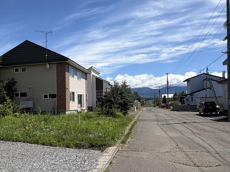 Land in Izumimachi, Kamifurano – photo 6 of 13 – Kamifurano, Furano Basin, Hokkaido, Japan