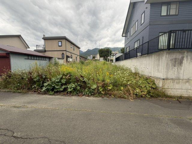 Land in Kitanominecho, Furano – Furano, Furano Basin, Hokkaido, Japan