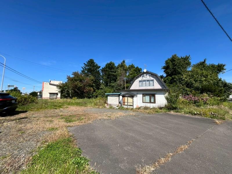 Land in Midorimachi, Kamifurano – Kamifurano, Furano Basin, Hokkaido, Japan