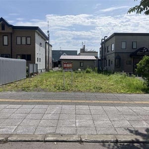 Land in Minami 1 Jōnishi, Higashikagura