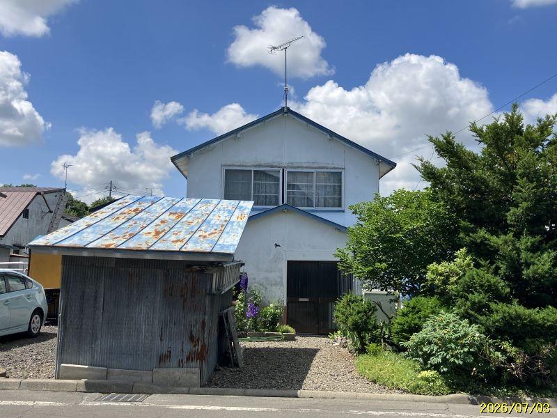 Land in Minamimachi, Biei – Biei, Daisetsuzan Foothills, Hokkaido, Japan