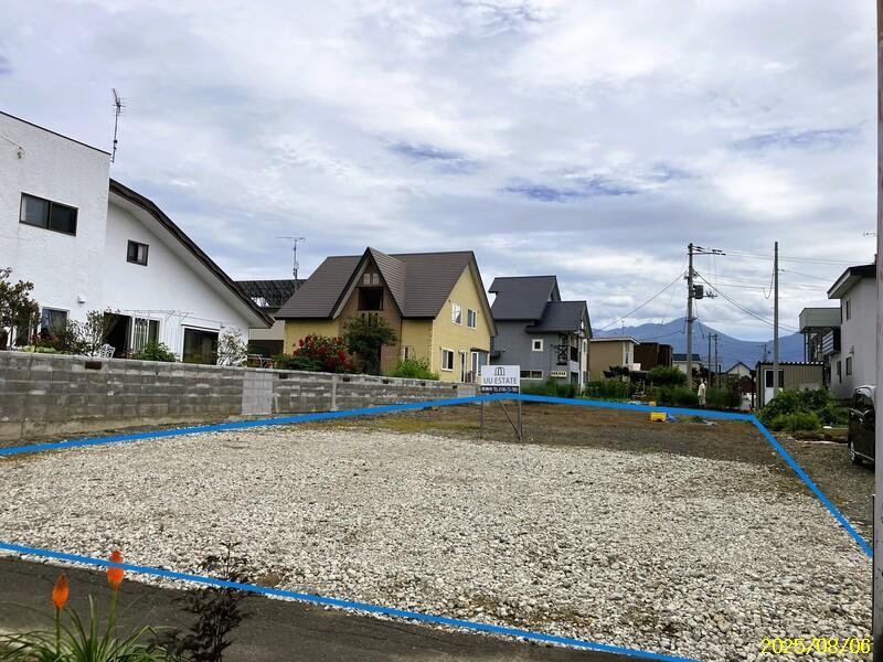 Land in Miyamachi, Kamifurano – photo 4 of 5 – Kamifurano, Furano Basin, Hokkaido, Japan