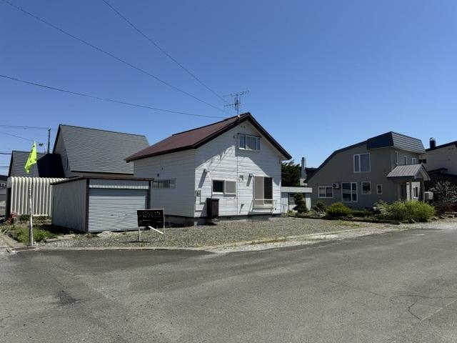 Land in Mizuhocho, Furano – Furano, Furano Basin, Hokkaido, Japan