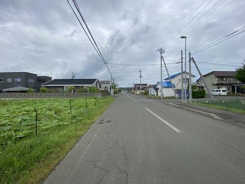 Land in Motomachi, Kamifurano – photo 3 of 4 – Kamifurano, Furano Basin, Hokkaido, Japan