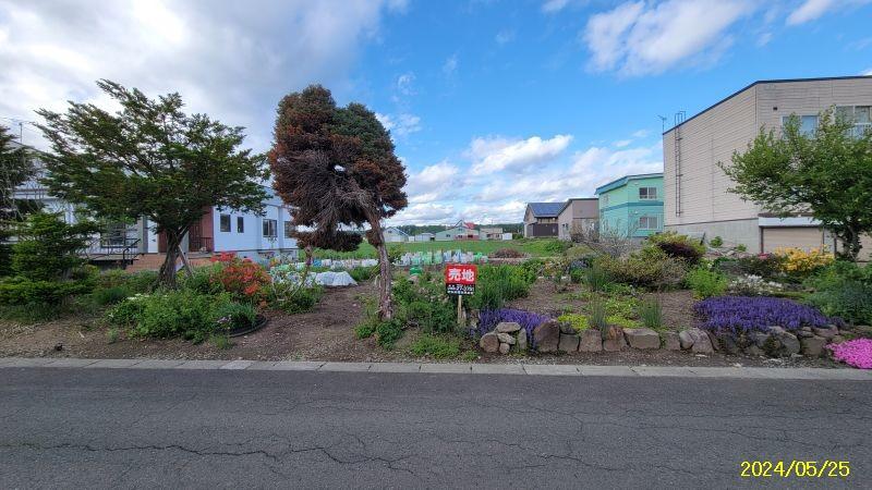 Land in Motomachi, Kamifurano – photo 6 of 16 – Kamifurano, Furano Basin, Hokkaido, Japan