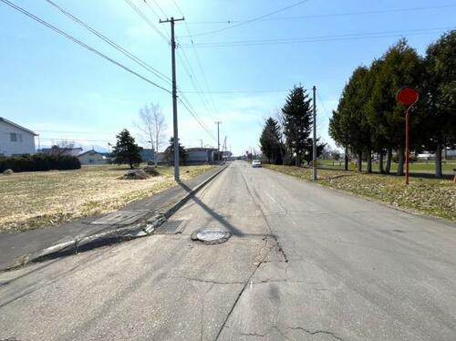 Land in Motomachi, Kamifurano – photo 6 of 11 – Kamifurano, Furano Basin, Hokkaido, Japan