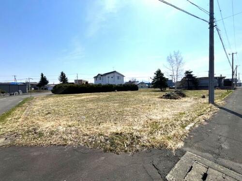 Land in Motomachi, Kamifurano – photo 9 of 11 – Kamifurano, Furano Basin, Hokkaido, Japan