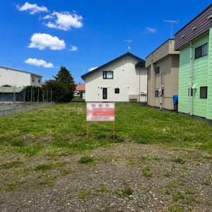 Land in Nishikagura 1 Sen, Asahikawa