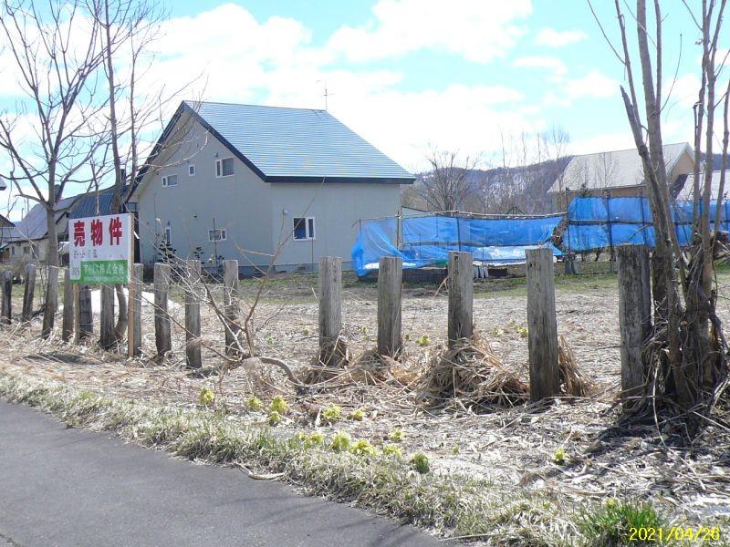 Land in Nishimachi, Kamikawa – photo 5 of 5 – Kamikawa, Daisetsuzan Foothills, Hokkaido, Japan