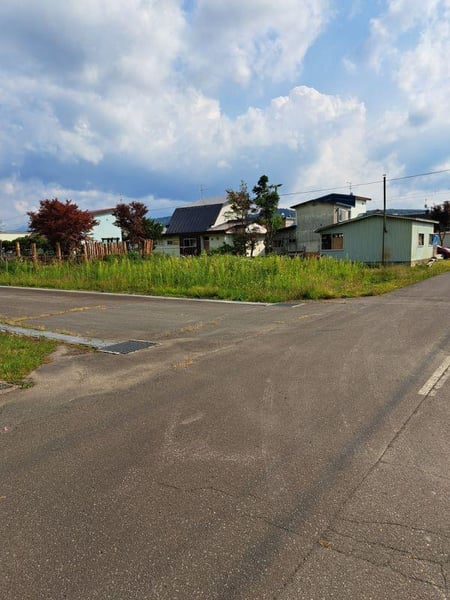 Land in Nishimachi, Kamikawa – Kamikawa, Daisetsuzan Foothills, Hokkaido, Japan