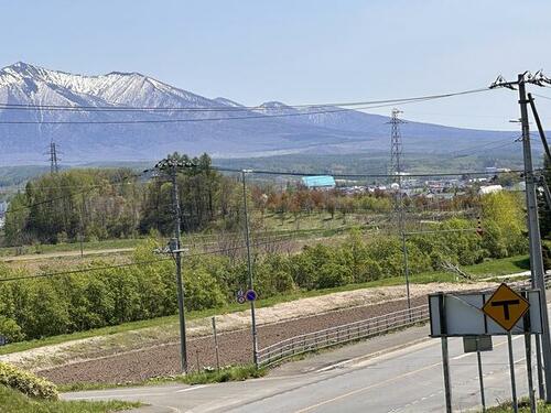 Land in Nishimachi, Kamifurano – photo 4 of 9 – Kamifurano, Furano Basin, Hokkaido, Japan