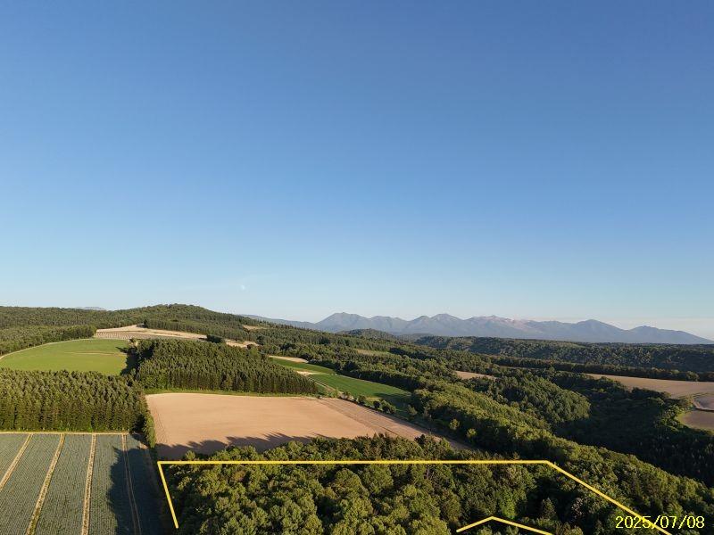 Land in Nokanan, Higashikawa – photo 10 of 14 – Higashikawa, Daisetsuzan Foothills, Hokkaido, Japan