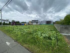 Land in Ochiai, Minamifurano – photo 3 of 3 – Minamifurano, Furano Basin, Hokkaido, Japan