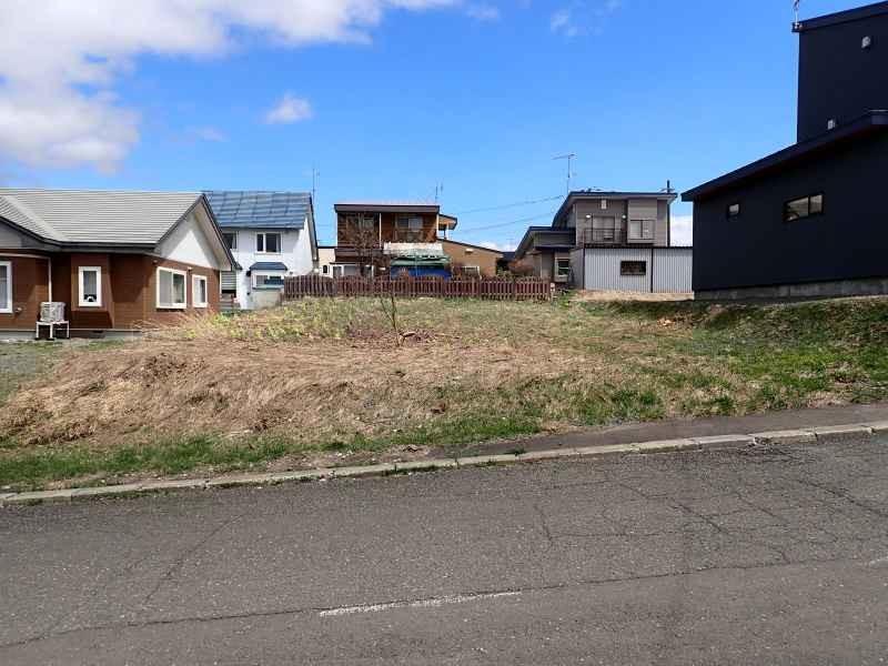Land in Okamachi, Kamifurano – Kamifurano, Furano Basin, Hokkaido, Japan
