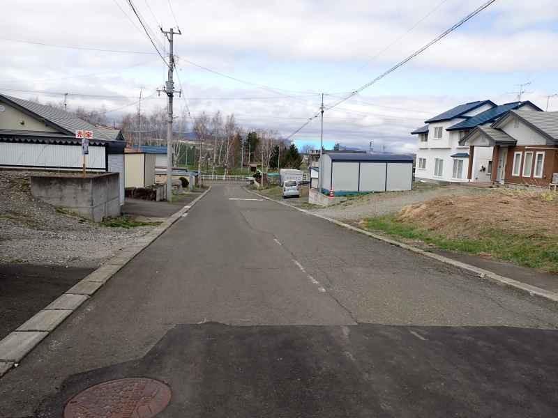 Land in Okamachi, Kamifurano – photo 8 of 9 – Kamifurano, Furano Basin, Hokkaido, Japan