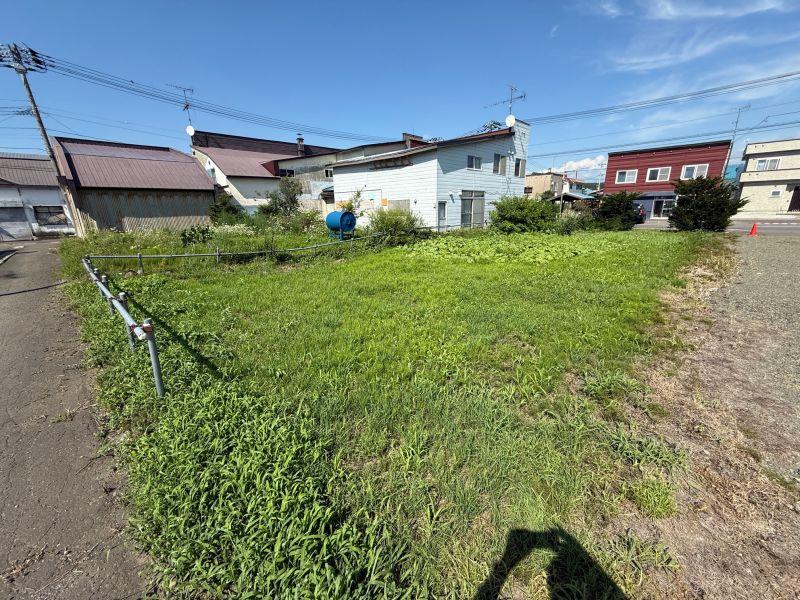 Land in Sakaemachi, Kamifurano – photo 4 of 11 – Kamifurano, Furano Basin, Hokkaido, Japan