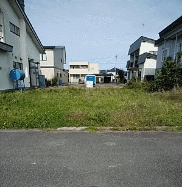 Land in Shinmachi, Pippu – Pippu, Daisetsuzan Foothills, Hokkaido, Japan