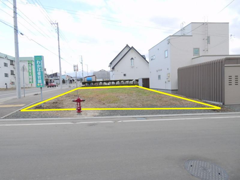 Land in Shinmachi, Kamifurano – photo 3 of 4 – Kamifurano, Furano Basin, Hokkaido, Japan