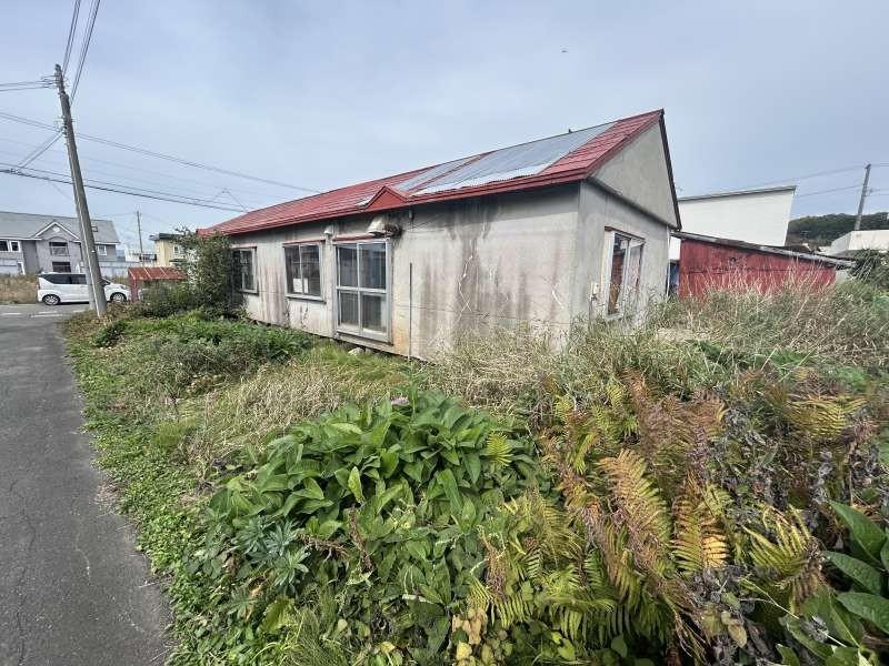 Land in Shinmachi, Kamifurano – photo 2 of 3 – Kamifurano, Furano Basin, Hokkaido, Japan