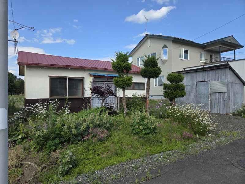 Land in Shinmachi, Kamifurano – photo 4 of 10 – Kamifurano, Furano Basin, Hokkaido, Japan