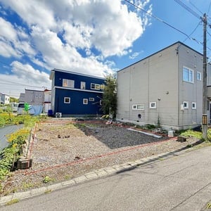 Land in Shunko, Asahikawa