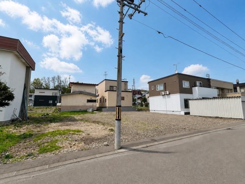 Land in Suehiro, Asahikawa – photo 3 of 4 – Asahikawa, Kamikawa, Hokkaido, Japan