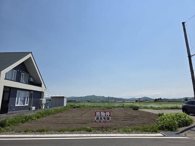 Land in Toma – Toma, Daisetsuzan Foothills, Hokkaido, Japan