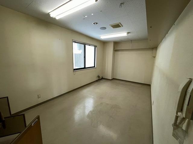 Property in 1 Jōdōri, Asahikawa – photo 6 of 23 – Asahikawa, Asahikawa, Hokkaido, Japan