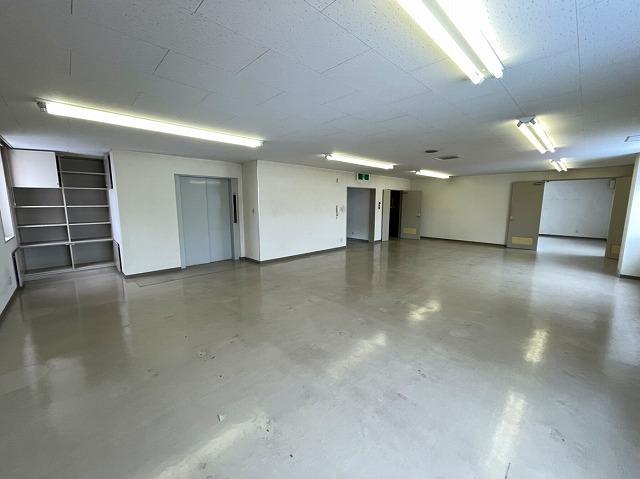 Property in 1 Jōdōri, Asahikawa – photo 7 of 23 – Asahikawa, Asahikawa, Hokkaido, Japan