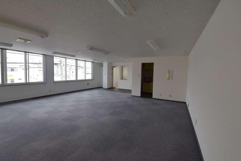 Property in 9 Jōdōri, Asahikawa – photo 9 of 14 – Asahikawa, Asahikawa, Hokkaido, Japan