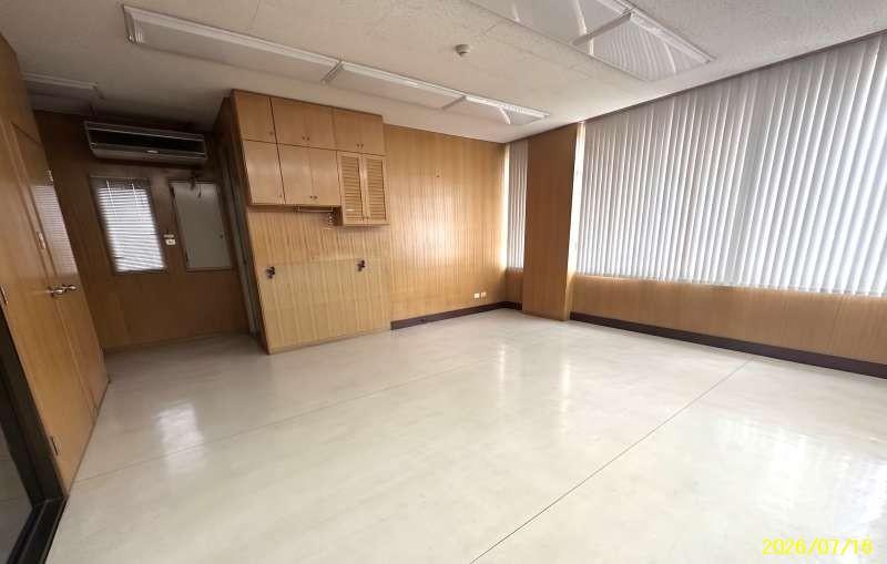 Property in 1 Jōdōri, Asahikawa – photo 10 of 18 – Asahikawa, Asahikawa, Hokkaido, Japan