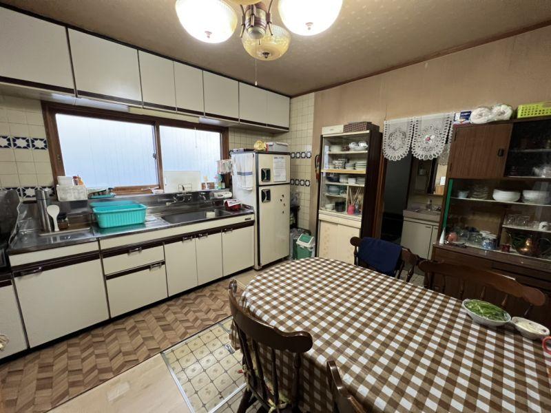 Property in 4 Jōdōri, Asahikawa – photo 7 of 31 – Asahikawa, Asahikawa, Hokkaido, Japan