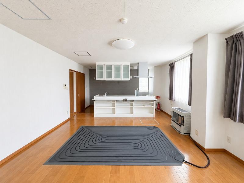 Property in Kitamachi, Kamikawa – photo 8 of 29 – Kamikawa, Daisetsuzan Foothills, Hokkaido, Japan