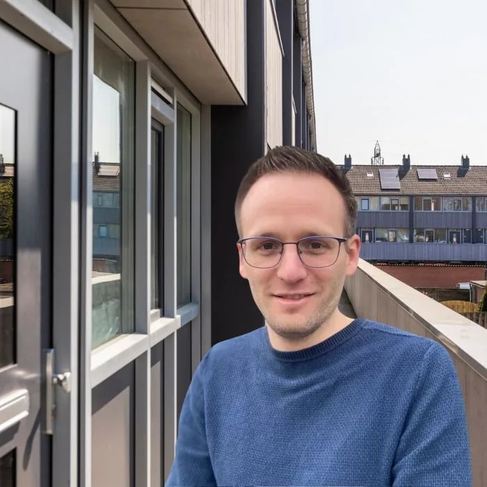 Jonathan helpt huurders met het duurzaam terugbetalen van (huur)schuld story