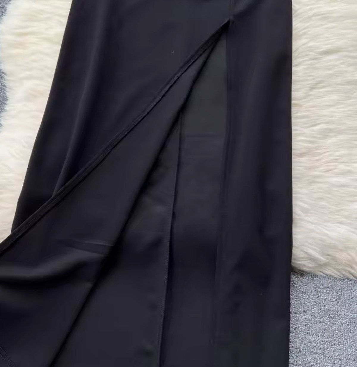 ⁦فستان سهرة نسائي أنيق مكشوف الأكتاف⁩ - الصورة ⁦2⁩