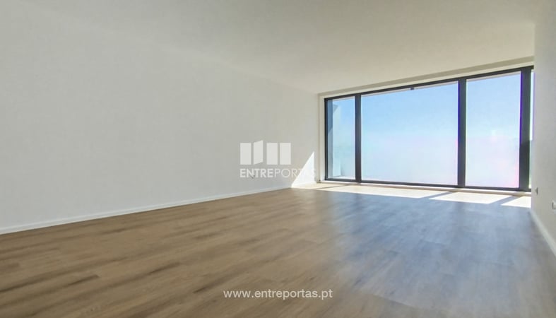 House in Povoa de Varzim - view 1