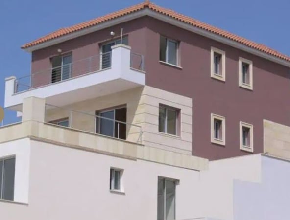 Apartment in Yeroskipou - view 1