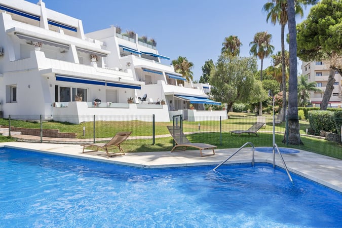Apartment in Puerto Banus - view 1