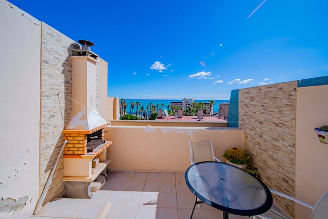 House in Alicante - view 1