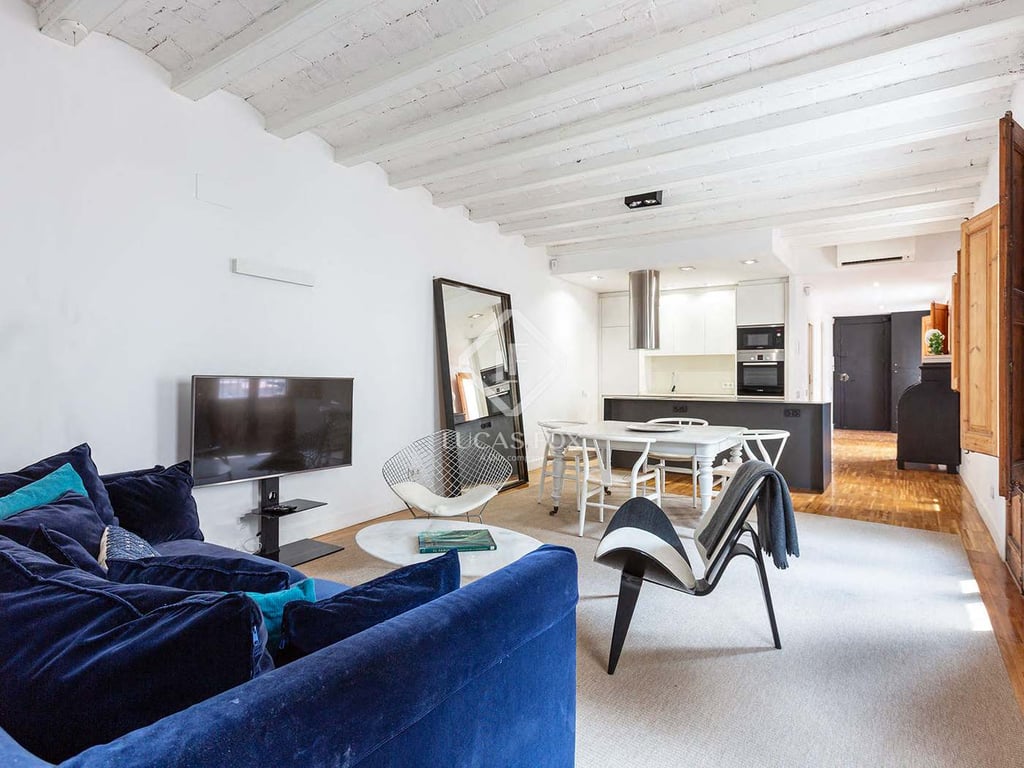 Apartment in Barcelona - Image 3