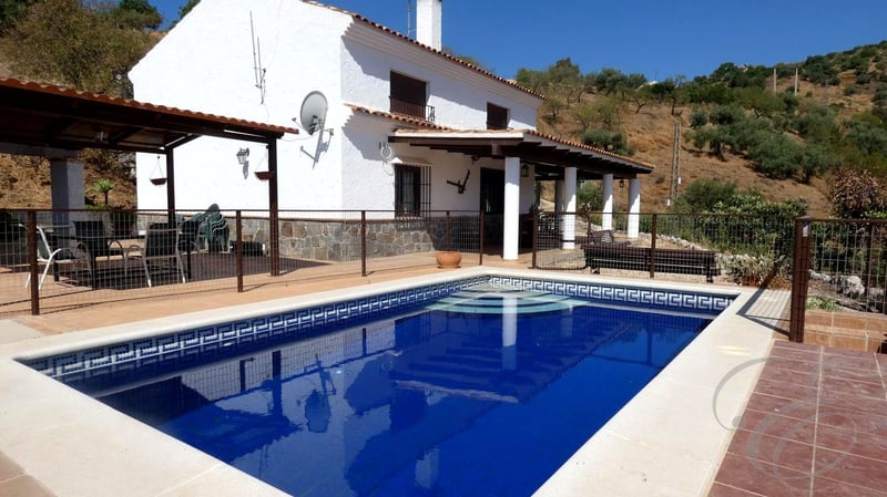 House in Colmenar - view 1