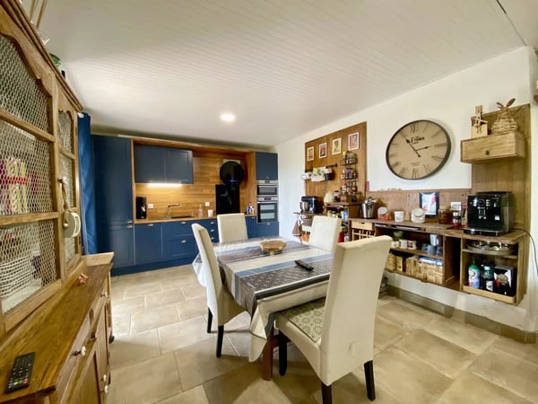 House in Monflanquin - view 1