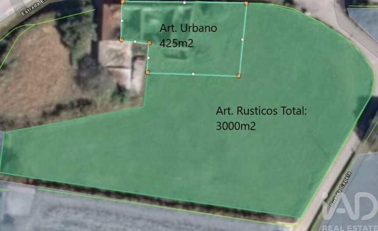 House in Vila Nova de Cerveira - view 1