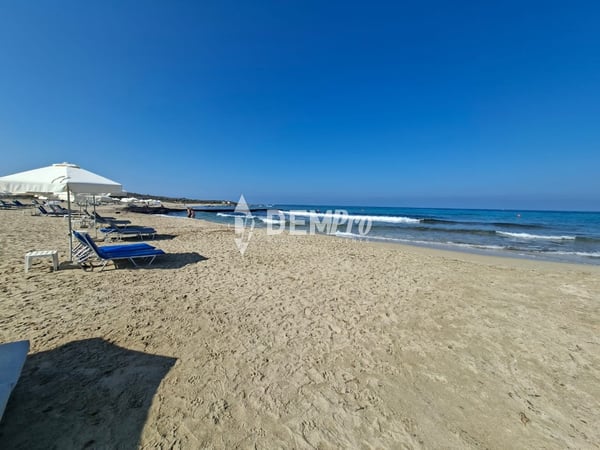 Villa in Paphos Municipality - view 1