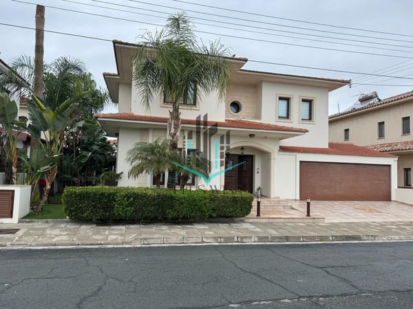 Villa in Aradippou - view 1