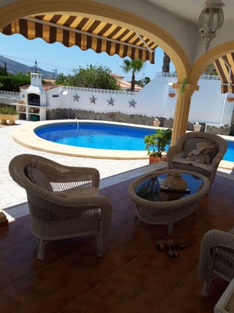 Villa in l'Alfas del Pi - view 1