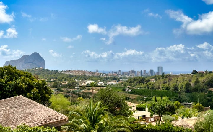 Villa in Calp - view 1