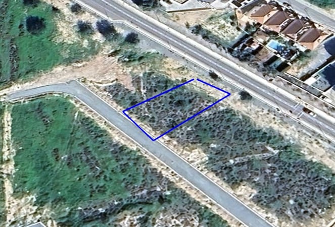 House in Ypsonas - view 1