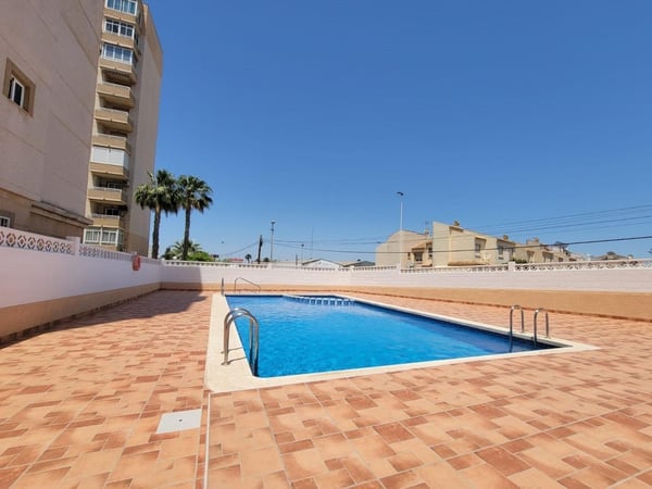 Apartment in Torrevieja - view 1