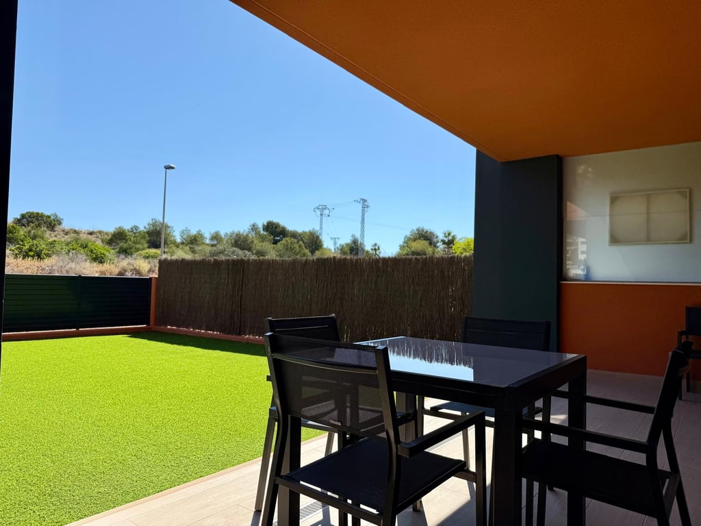 Apartment in Urbanizacion los Balcones - Image 2